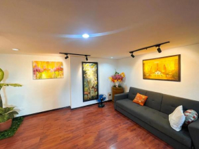 Spacious 2BR Penthouse in Makati near Greenbelt